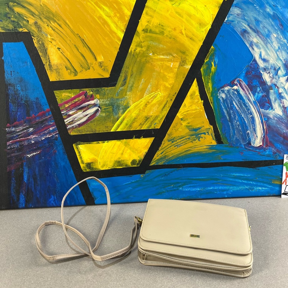 Buxton Women’s crossbody yBag – Beige (Good Condition)